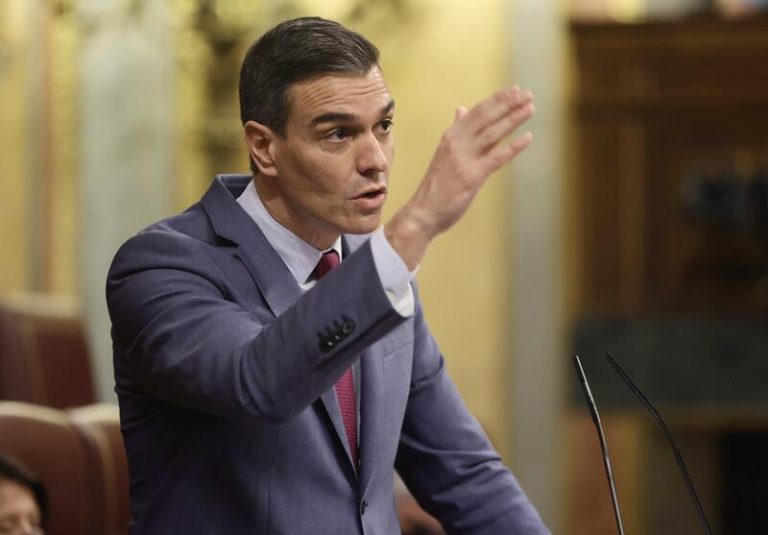 Sánchez admite que la invasión ya está poniendo a prueba las estructuras de acogida de refugiados