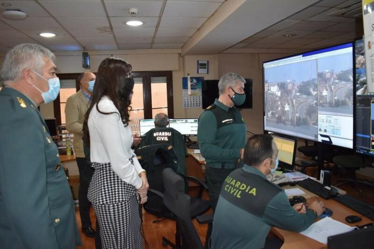 UP reclama que el futuro uso de tecnologías de control biométrico en frontera sea excepcional