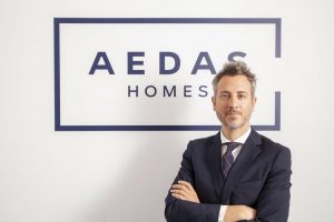 El teletrabajo se consolida en España e impulsa el deseo de cambiar de vivienda