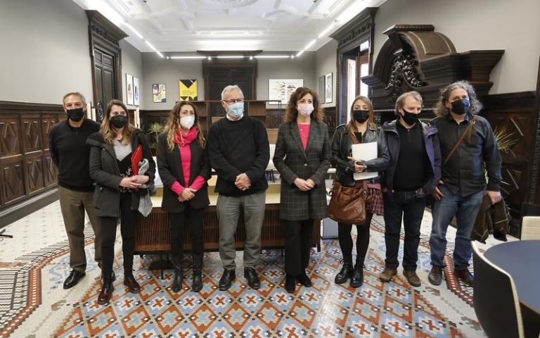 El Ayuntamiento de Valencia acoge a más de 130 ucranianos refugiados de la guerra