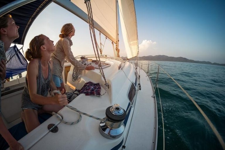 Las matriculaciones de embarcaciones de recreo resisten hasta finales de febrero, con 600 registros