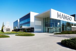 Mango cierra todas sus tiendas y el 'ecommerce' en Rusia y frena sus envíos al país