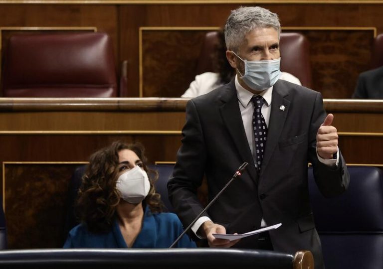 El PP y Vox piden cuentas a Marlaska en el Congreso por los saltos a la valla en Melilla