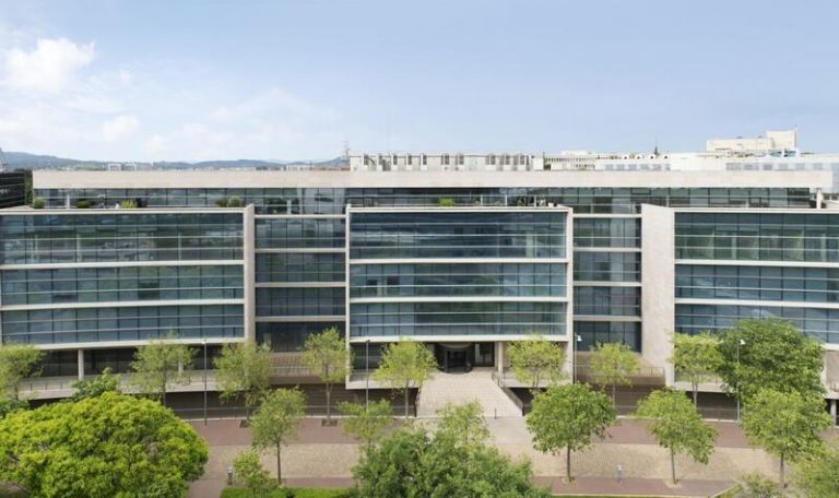 La familia Puig reorganiza su participación del 5,4% en Colonial