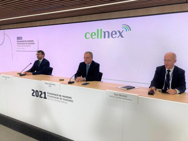 Cellnex lidera el Ibex con subidas del 3,95% tras recibir luz verde para comprar 6.600 torres en Reino Unido