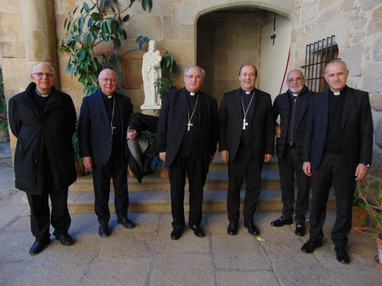 Los obispos extremeños se reunirán con los sacerdotes de Don Benito y Villanueva para afrontar su fusión