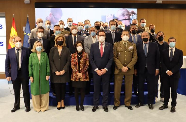 El sector del transporte en autobús reclama medidas para solucionar el problema del relevo generacional