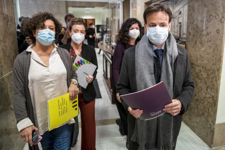 UP, ERC y Bildu piden en la iniciativa de PSOE sobre abusos crear una comisión de la verdad para que la Iglesia colabore