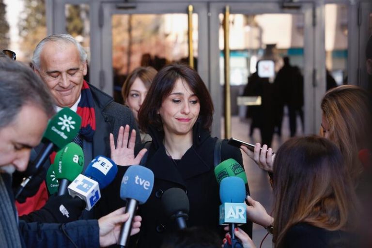 El Gobierno defiende la pulsera telemática de Juana Rivas tras cumplir en noviembre sanción de privación de permisos