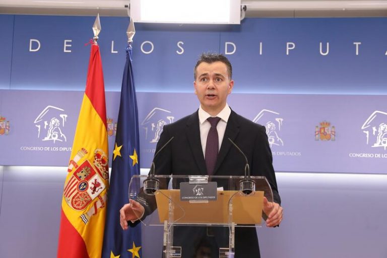 El PSOE da por zanjadas las diferencias con Podemos sobre las armas