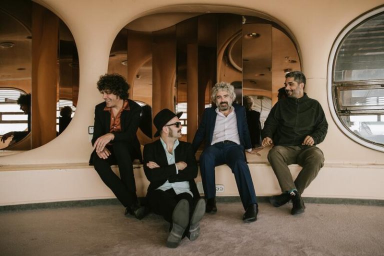 León Benavente y Crystal Fighters se incorporan a los Conciertos de Viveros de València