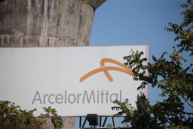 Arcelor Mittal Olaberria para la producción por el alza en el precio de la energía