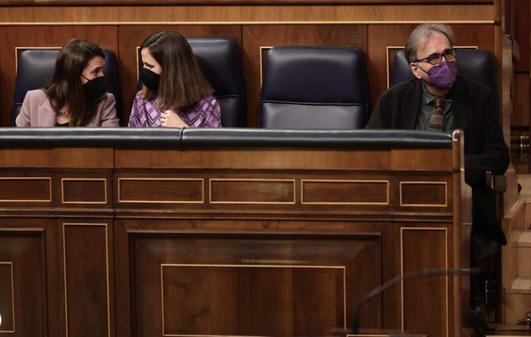El PSOE y sus socios tumban en el Senado una iniciativa de Cs que pedía el cese de los ministros de Podemos