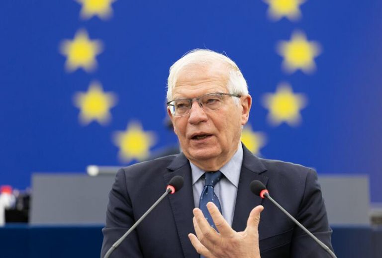 Borrell propone a los líderes de la UE doblar el envío de armas a Ucrania con otros 500 millones