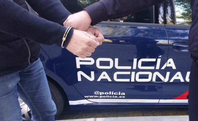 Detenidas cuatro personas por un delito continuado de tráfico de marihuana y heroína en Palma
