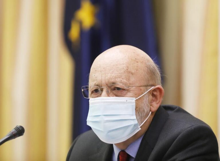 Tezanos comparece esta semana en el Congreso frente a las críticas por las últimas encuestas políticas del CIS