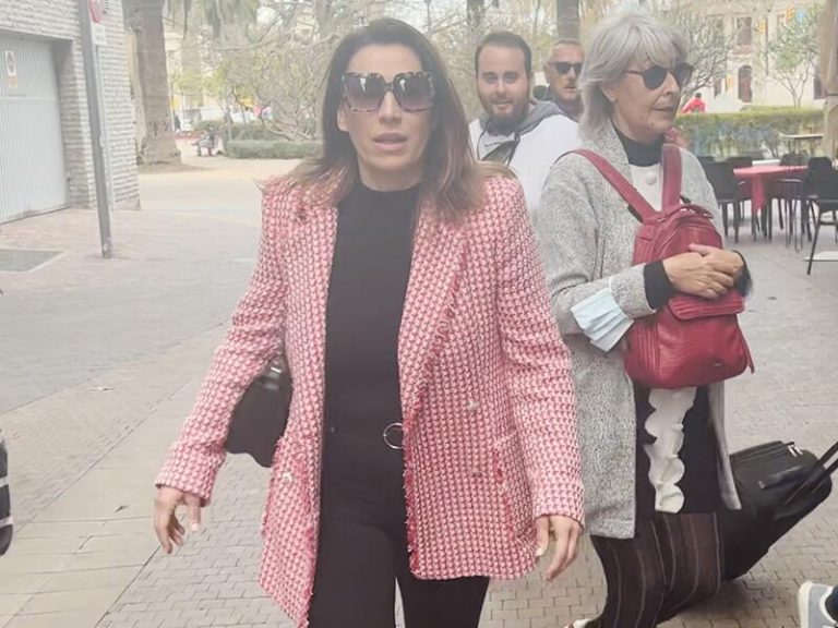 Lorena Calero se pronuncia tras sus imágenes entrando con Antonio Banderas en su casa