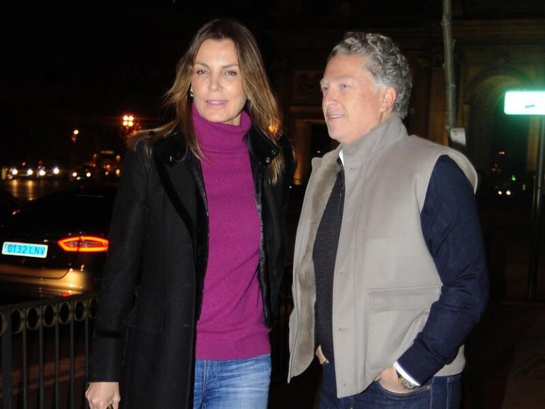 Mar Flores se va de cena romántica con Elías Sacal para celebrar su regreso a las pasarelas