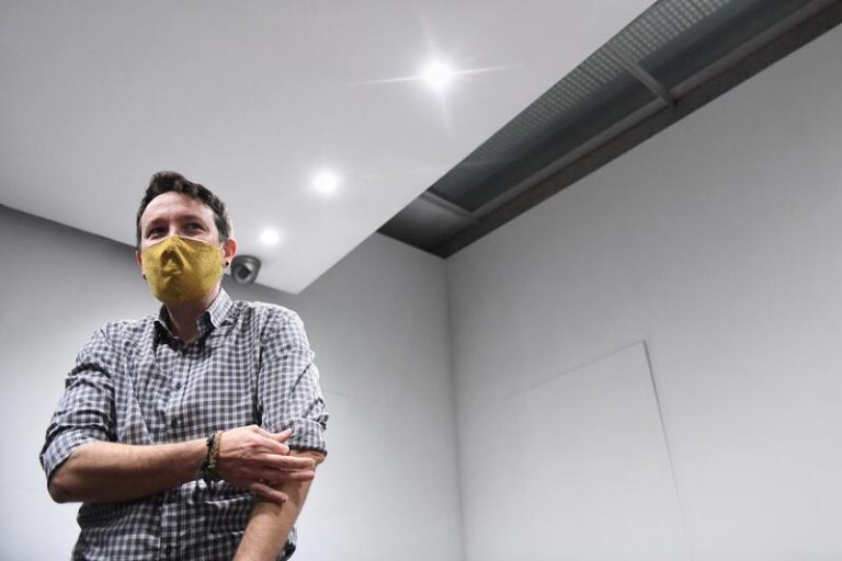 Iglesias critica que se abusó de la figura de Fernando Simón durante la pandemia