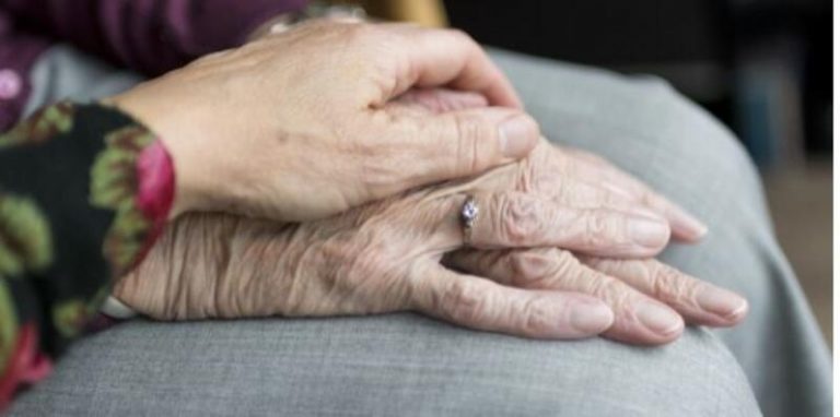 Fundación Alares registra en febrero un incremento del 30% de llamadas por agotamiento emocional