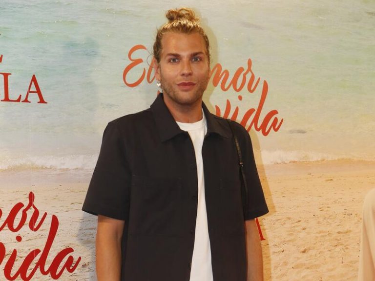 Eduardo Navarrete reacciona al presunto plagio de sus diseños de Ágatha Ruiz de la Prada