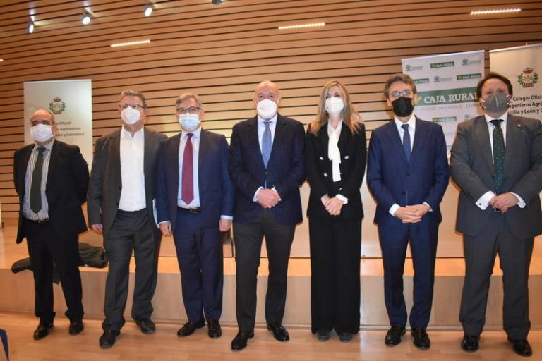 Agricultura ve necesario ampliar la superficie cultivable en la PAC y tener más potencial productivo