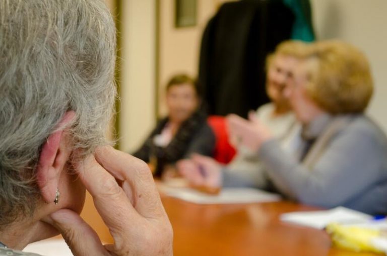 Los grupos del Congreso apoyan equiparar el servicio social femenino a la mili en el cómputo para la jubilación parcial