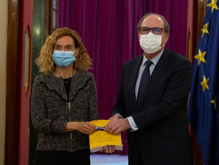 El Defensor del Pueblo pide verificadores en las denuncias de fraude eléctrico por falta de garantías