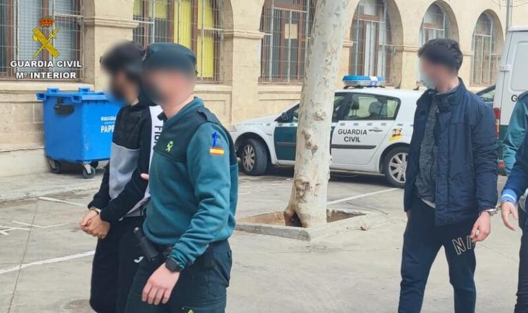 3 detenidos por propinar una paliza a un joven que intentó defender a una amiga a la que estaban increpando