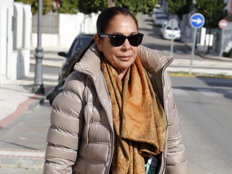 Juzgan a la cantante Isabel Pantoja por una operación de deuda relacionada con su casa de Marbella