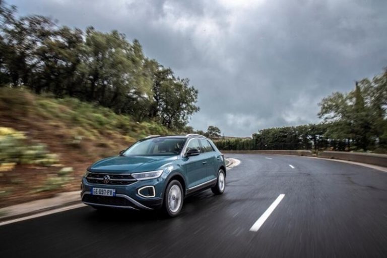 Volkswagen actualiza el T-Roc con una imagen renovada y con mejores tecnologías