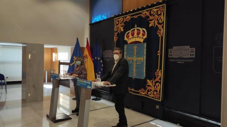 La variante Ómicron y la alta tasa de vacunación, claves para la nueva estrategia de vigilancia