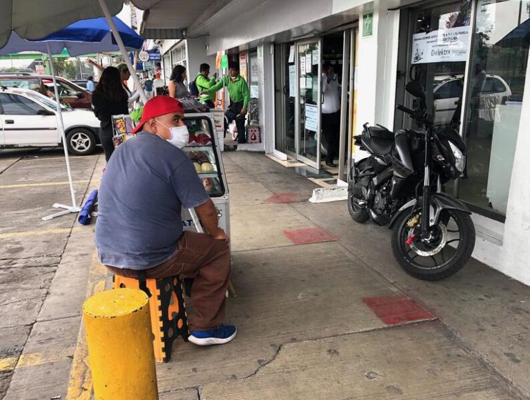 El Banco de México sube los tipos 50 puntos y no prevé alcanzar el rango objetivo de inflación hasta 2024