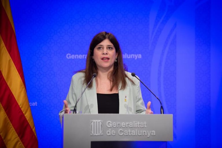 El Govern catalán prepara medidas para reforzar el inglés en la universidad con un millón de euros más