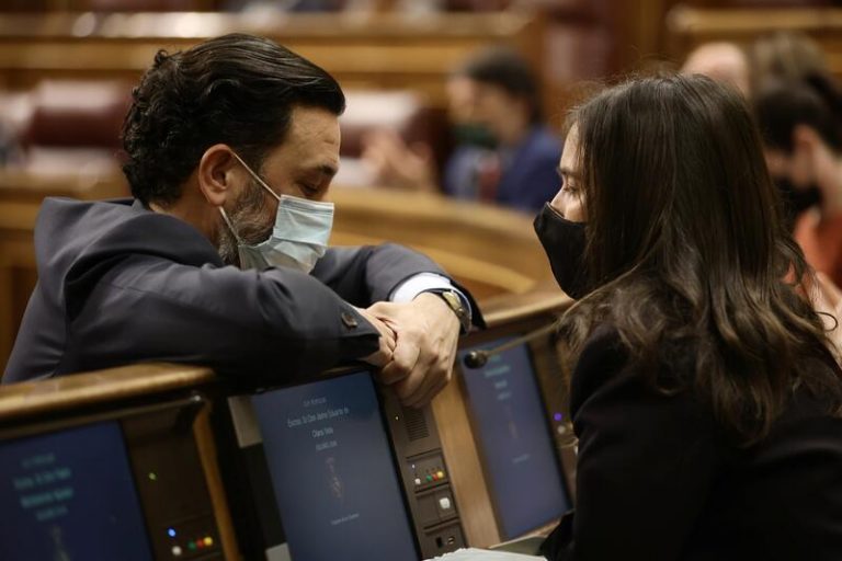 El PP mide apoyos esta semana en el Congreso para la rebaja de impuestos a los combustibles