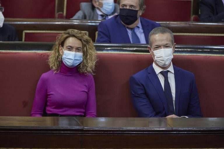 Los presidentes del Congreso y el Senado participan desde hoy en una cumbre con sus homólogos europeos en Eslovenia