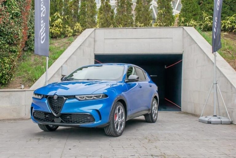 Alfa Romeo lanza en España su segundo todocamino, el Tonale, con el que prevé duplicar su cuota
