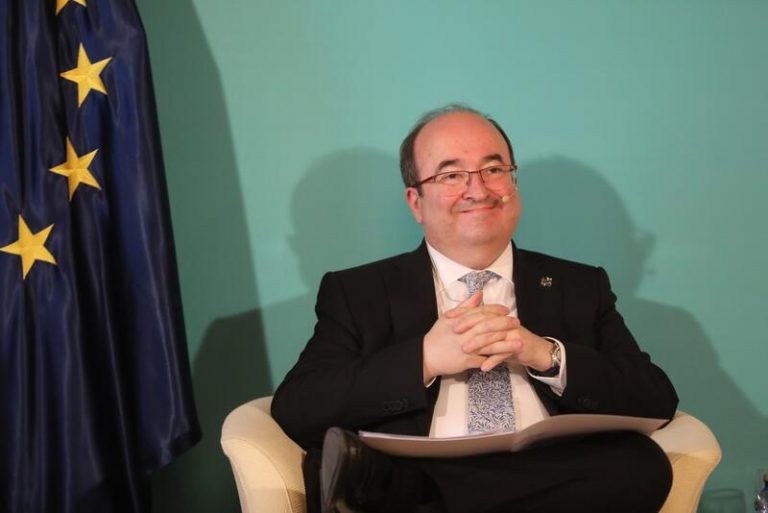 El Gobierno concede 76,9 millones a RTVE para formar en capacidades digitales a 40.800 personas