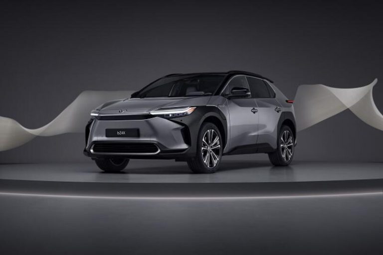 Toyota abrirá en abril los pedidos del eléctrico bZ4x y las primeras unidades llegarán a final de año