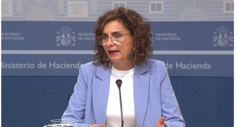 Cataluña, Andalucía y Madrid acumulan más de la mitad de los 27.819 millones de las entregas a cuenta en 2022