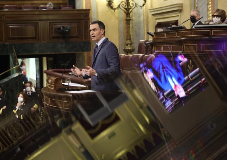 Sánchez reitera la necesidad de reformar el mercado eléctrico pese a las resistencias en la UE