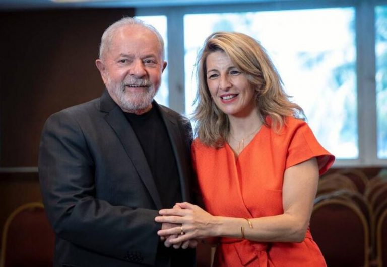 Díaz llama a la izquierda a elevar la mirada para seguir gobernando y pone el ejemplo de Boric y Lula