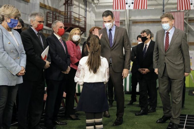 Sánchez prevé que en muy pocos días casi 70.000 ucranianos tengan en España el estatus de protección temporal