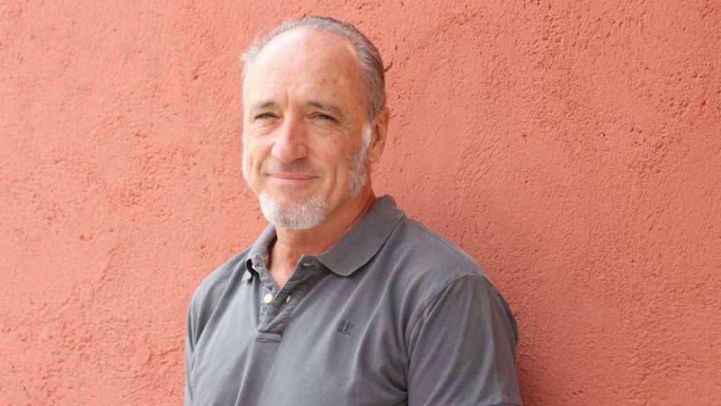 ana y los siete Roberto Álvarez 