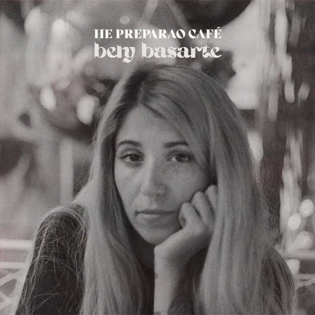 Bely Basarte he preparao café