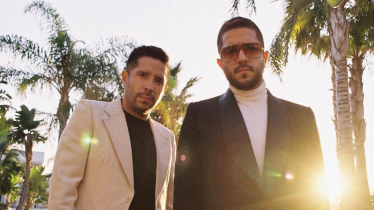 Cali y El Dandee en “Malibú”, su nuevo álbum