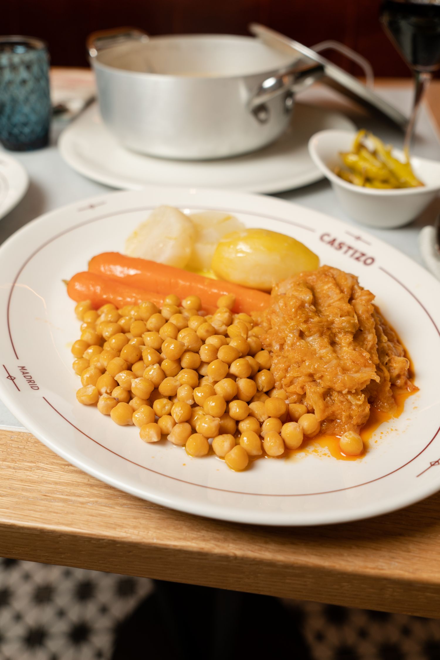 Castizo, una taberna de barrio renovada 3 Madrid