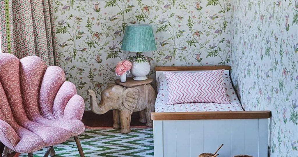 Papel pintado en esquinas