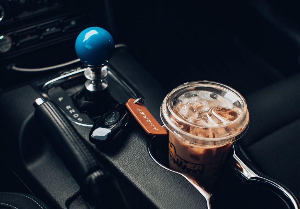 Cómo eliminar el mal olor del coche 1 evitar mal olor en el automóvil