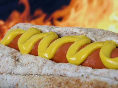 Cómo hacer unos hot dogs de zanahoria que sean la envidia de todos Cómo hacer unos hot dogs de zanahoria que sean la envidia de todos